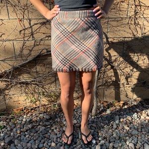 Cute skirt for winter! Very loose and comfortable